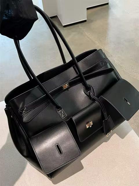 Balenciaga - Bel Air Carry Bags