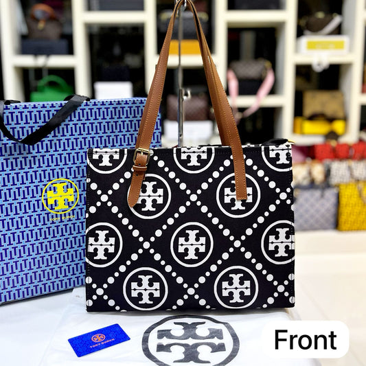 Casual Luxury Tory Burch Logo-Embellished Handbag (White/Black)