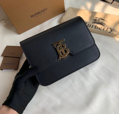 The Regent Masterpiece Bag-Burberry (Black)