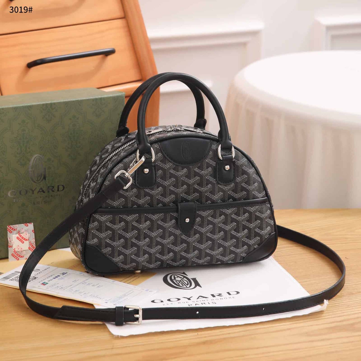 Goyard Handbag with Long belt ( Black )