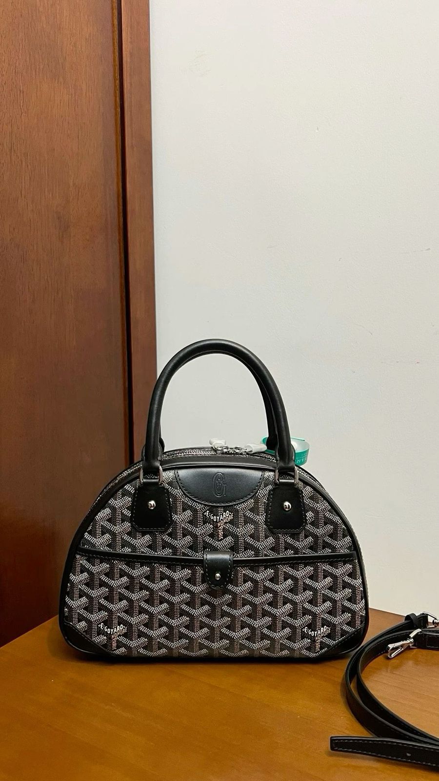 Goyard Handbag with Long belt ( Black )