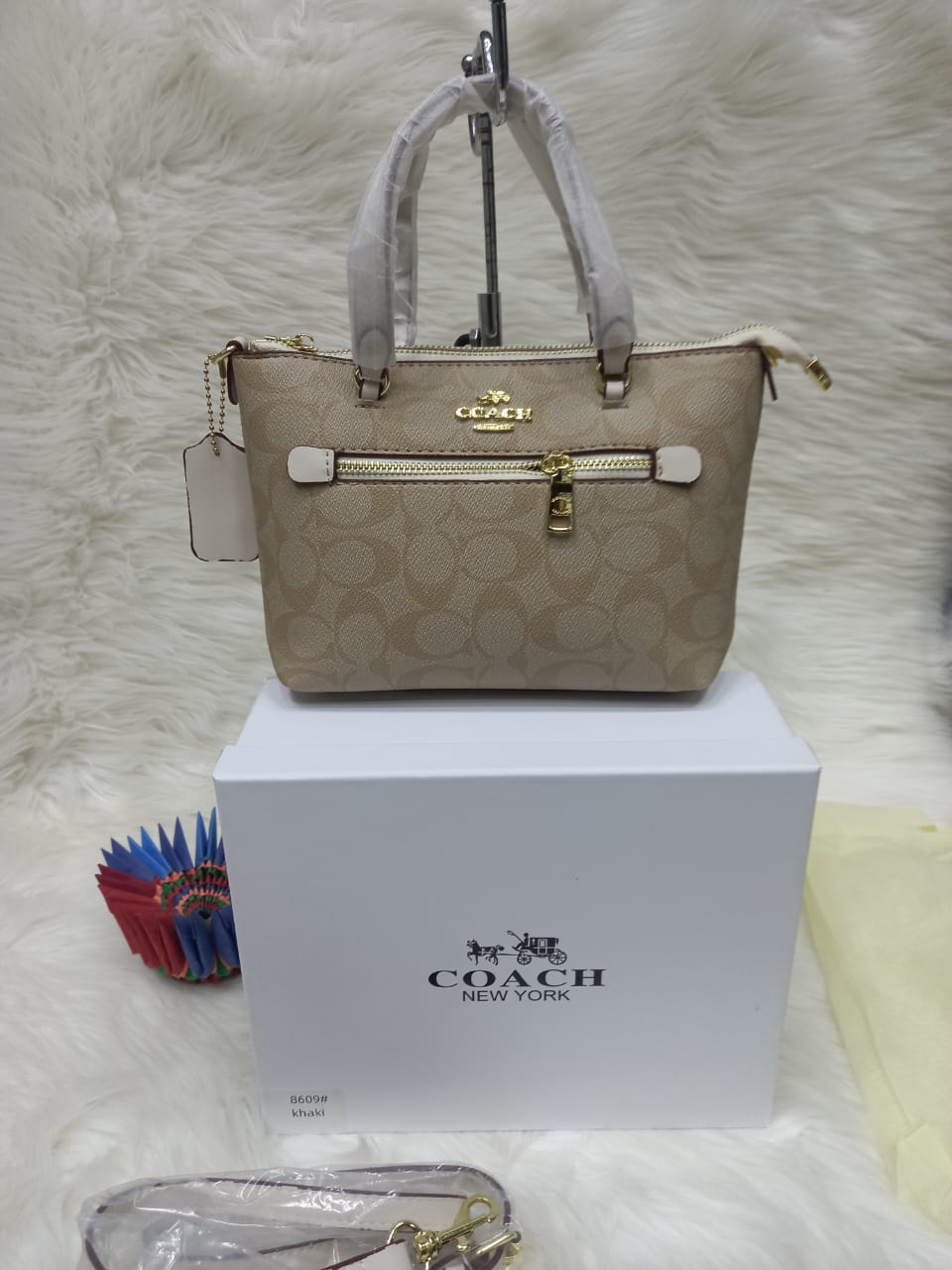 Coach Quin Shoulder Bag