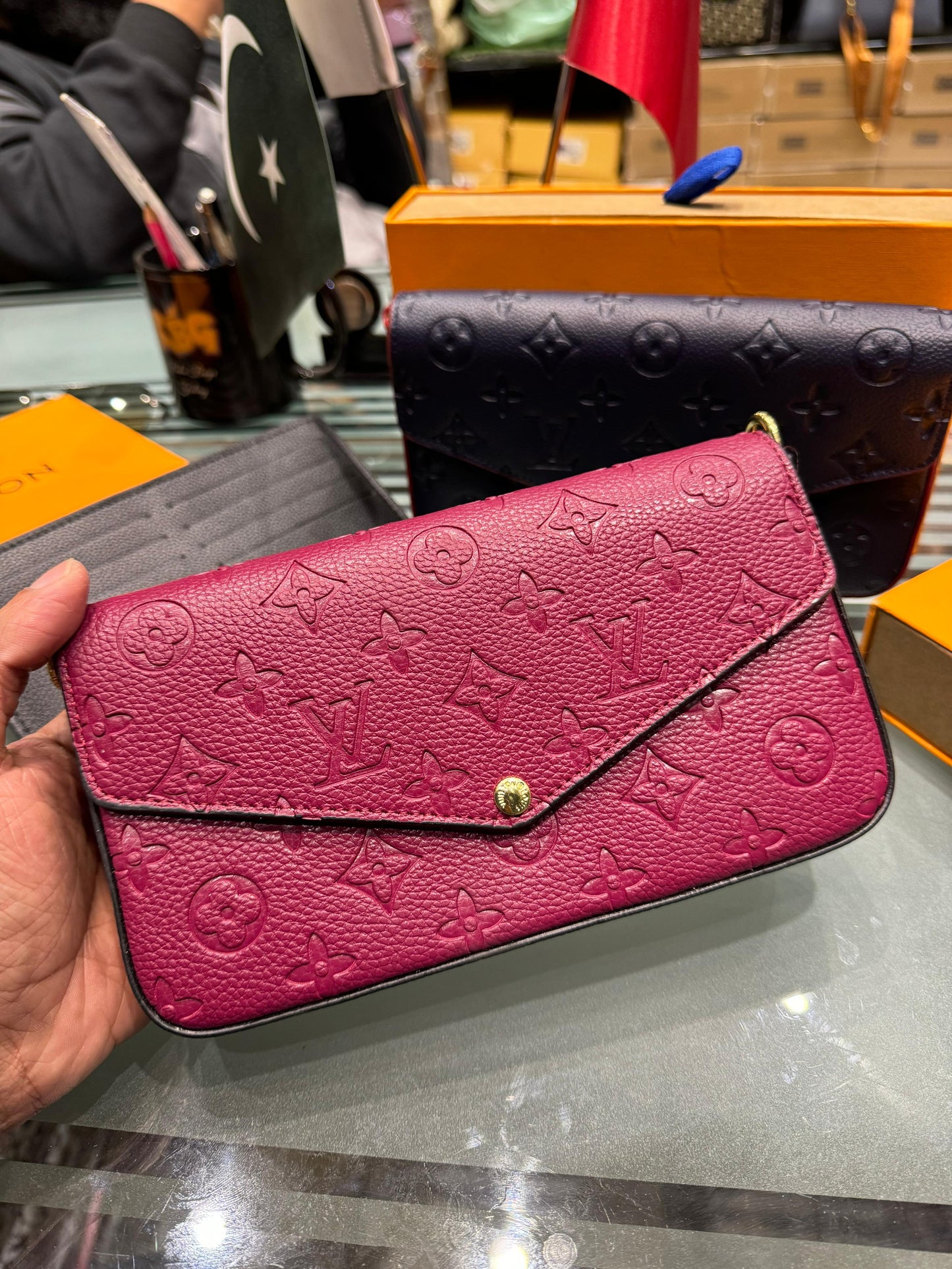 Louis Vuitton Fèlicie Pochette